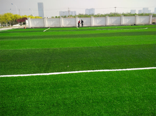 足球场人工草皮工程